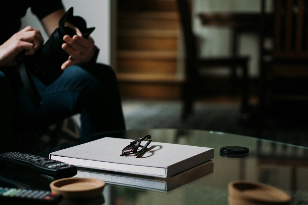 private detective working